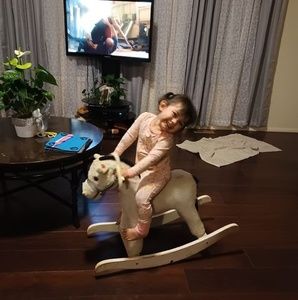 Meet your Posher, Norma leticia